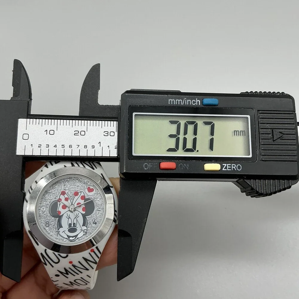 Disney Girls Watch 31mm Silver Tone Minnie Mouse Silicone MN1680BKL New Battery